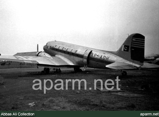 Douglas C-47A-1-DK Skytrain