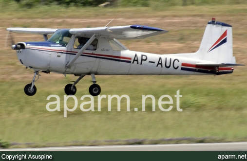 Cessna 150E