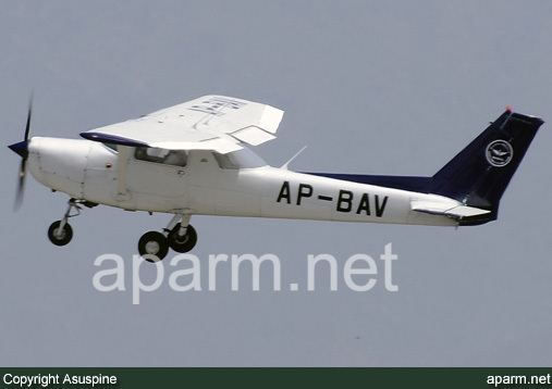 Cessna 152 II